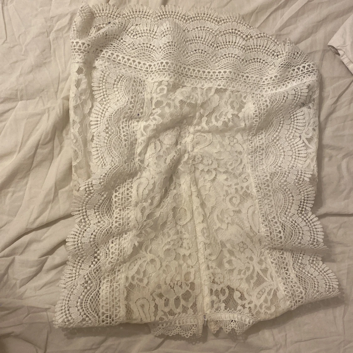 Blus från only jättefin på sitter perfekt  - 92