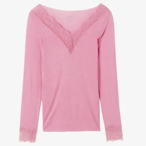 Rosa tröja - Intimissimi tröja med spets. Jättevacker färg och skönt material men kommer ej till användning 🩷