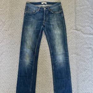 Acne studios jeans  - Säljer mina acne jeans i grymt skick! Ingen defekter och kom privat om du har frågor. 