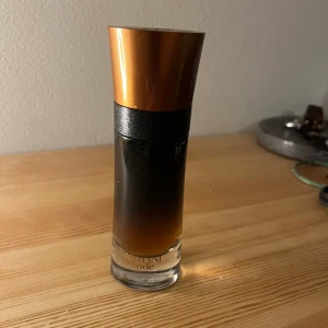 Armani Code Profumo - Ungefär halva kvar, riktigt bra parfym, luktar gott.