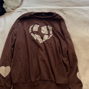 Y2k hoodie - Säljer en till hoodie från aliexpress, bra skick 