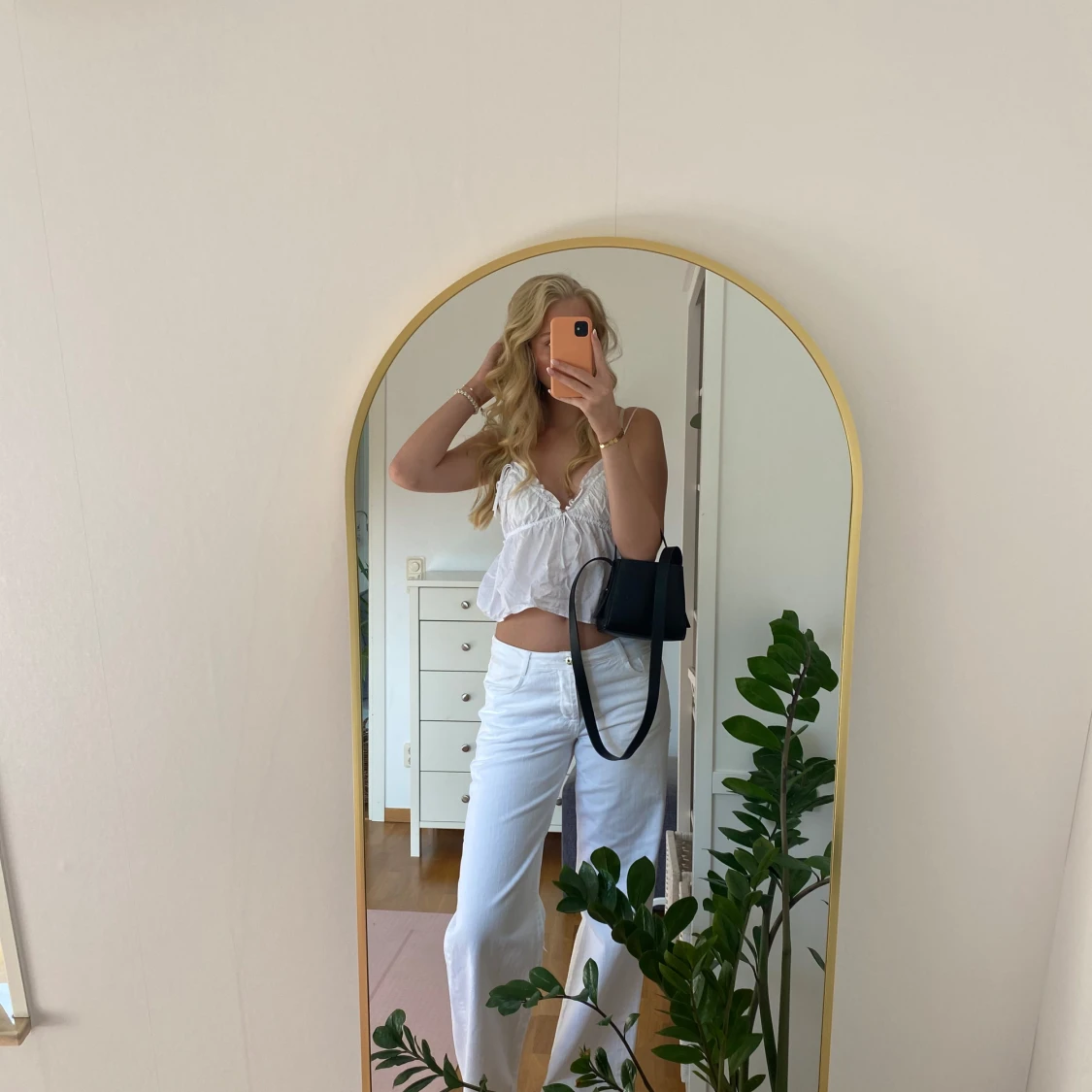 Gina tricot väska - 93