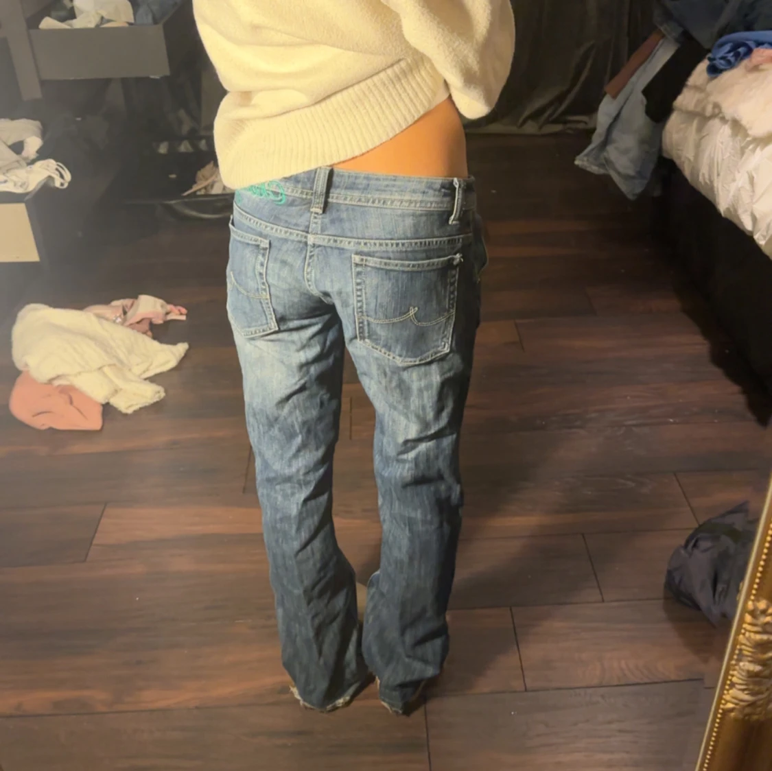 Blå jeans med låg midja - 2