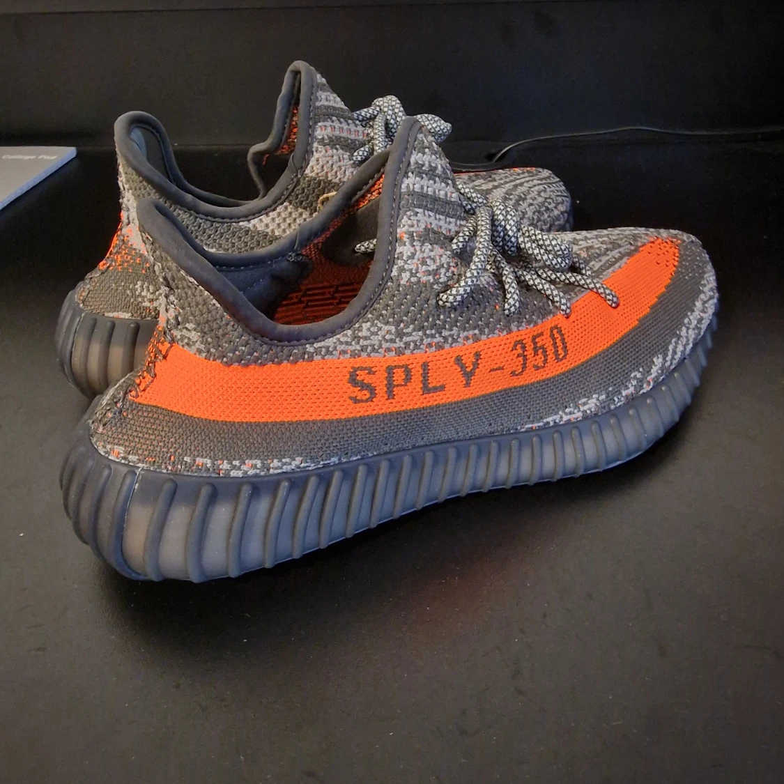 YEEZY BOOST 350 V2  - 3