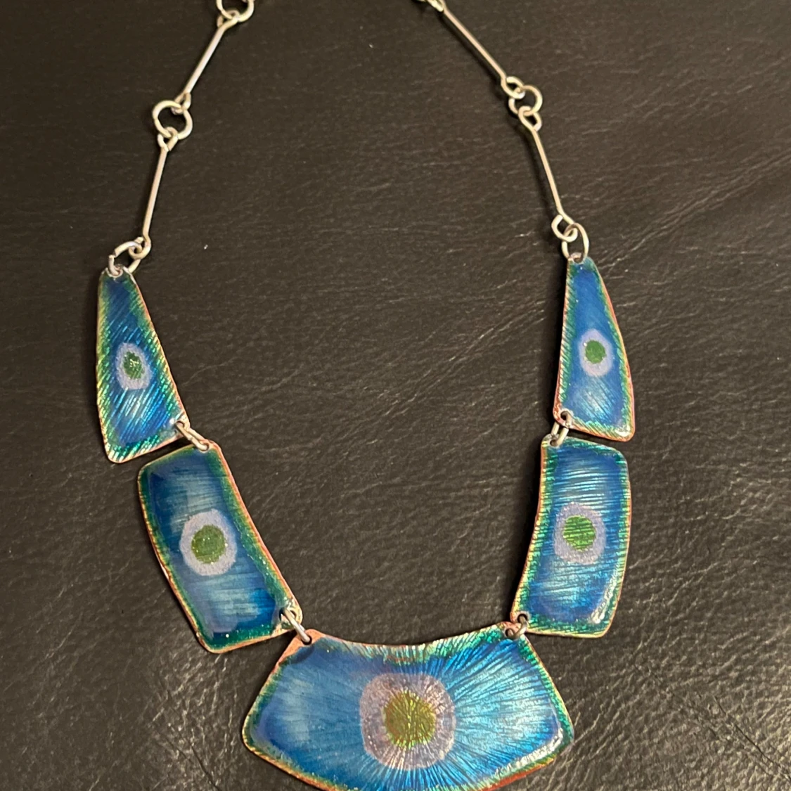 Vintage Unikt blått halsband med abstrakt design