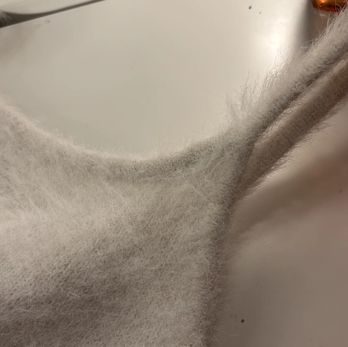 Vit fluffig linnetopp från FB Sister - 3