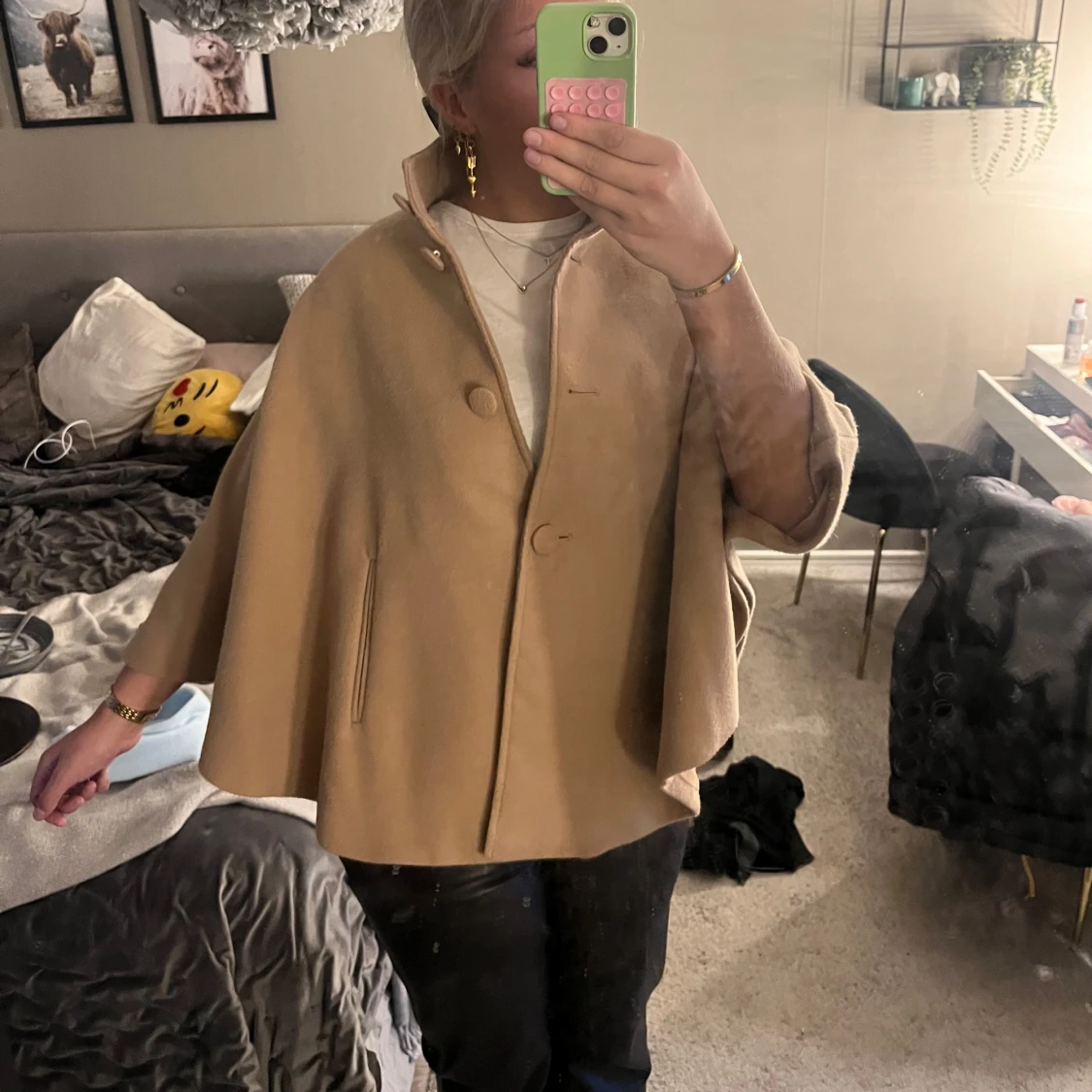 Beige poncho - 1