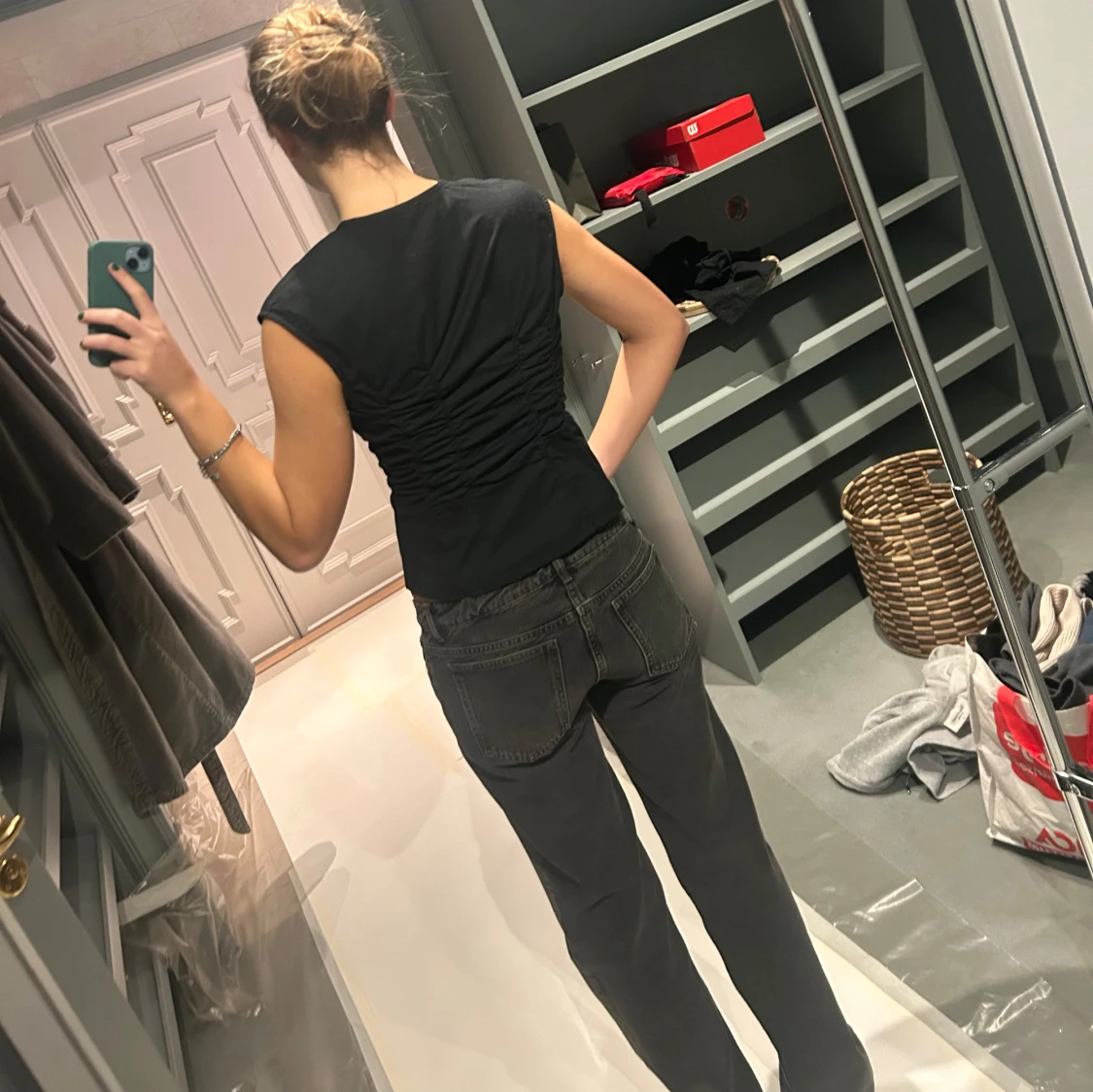 Svart topp från Weekday - 2