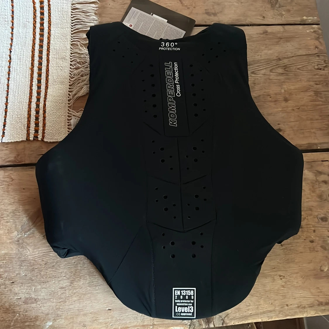 Svart säkerhetsväst från Komperdell - 90