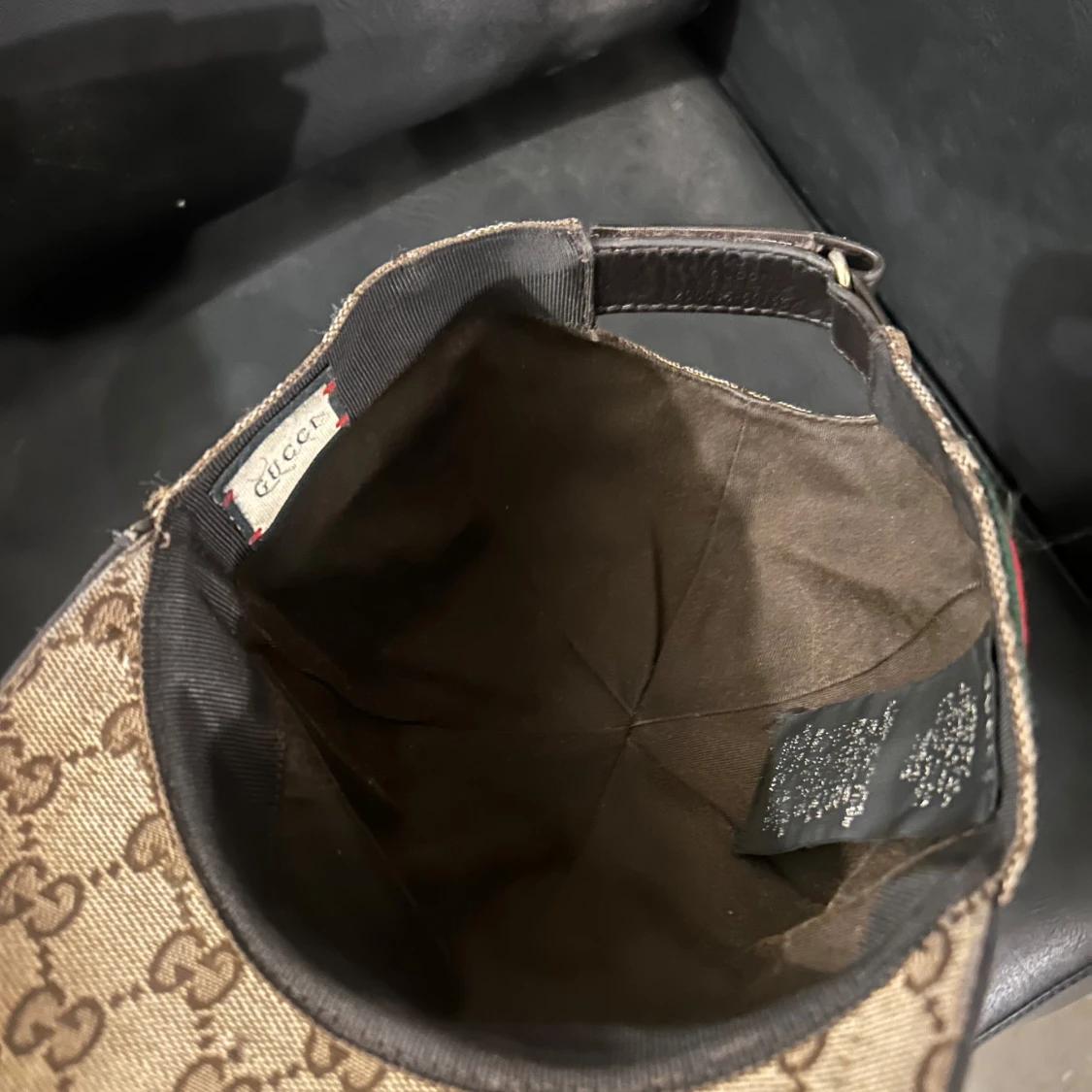 Beige keps från Gucci - 93