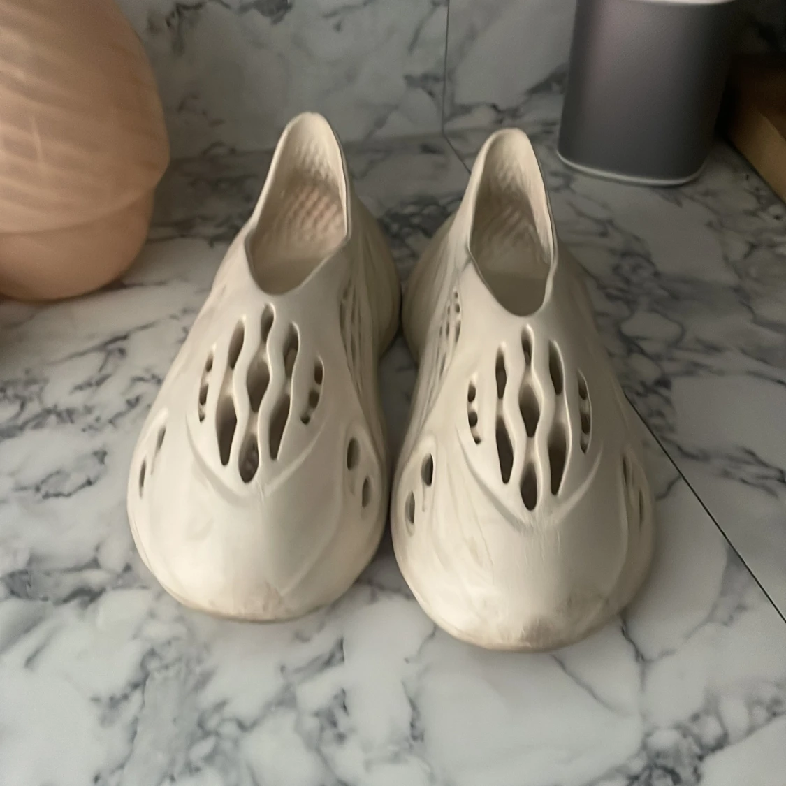  yeezy foam runners - 90