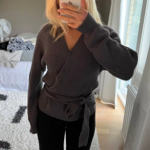 Stickad tröja  - Från bikbok 