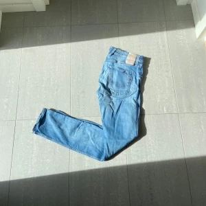 Replay Anbass Jeans  - Säljer nu dessa snygga replay Anbass jeans, skriv för fler bilder/frågor🙌🏼