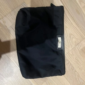 Necessär  - Day necessär