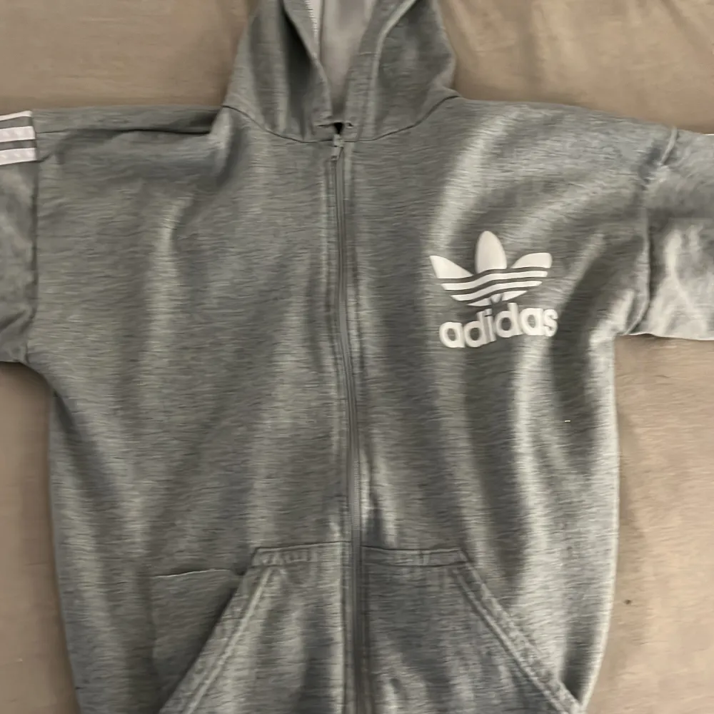 Adidas hoddie. Hoodies.