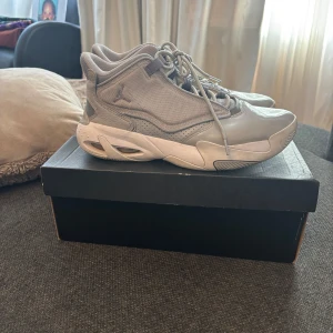 Jordan Aura 4 - Jordan Aura 4 har ändvant 1 gång 