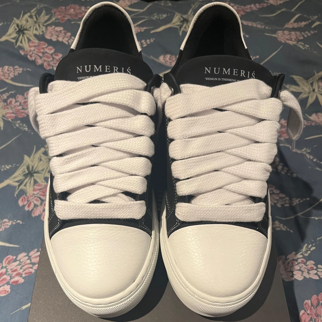 Numeris Atelier Acrylic Black - 91