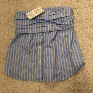 Tubtopp - Helt nya tub topp från zara med lapp på. Köpt för 299kr