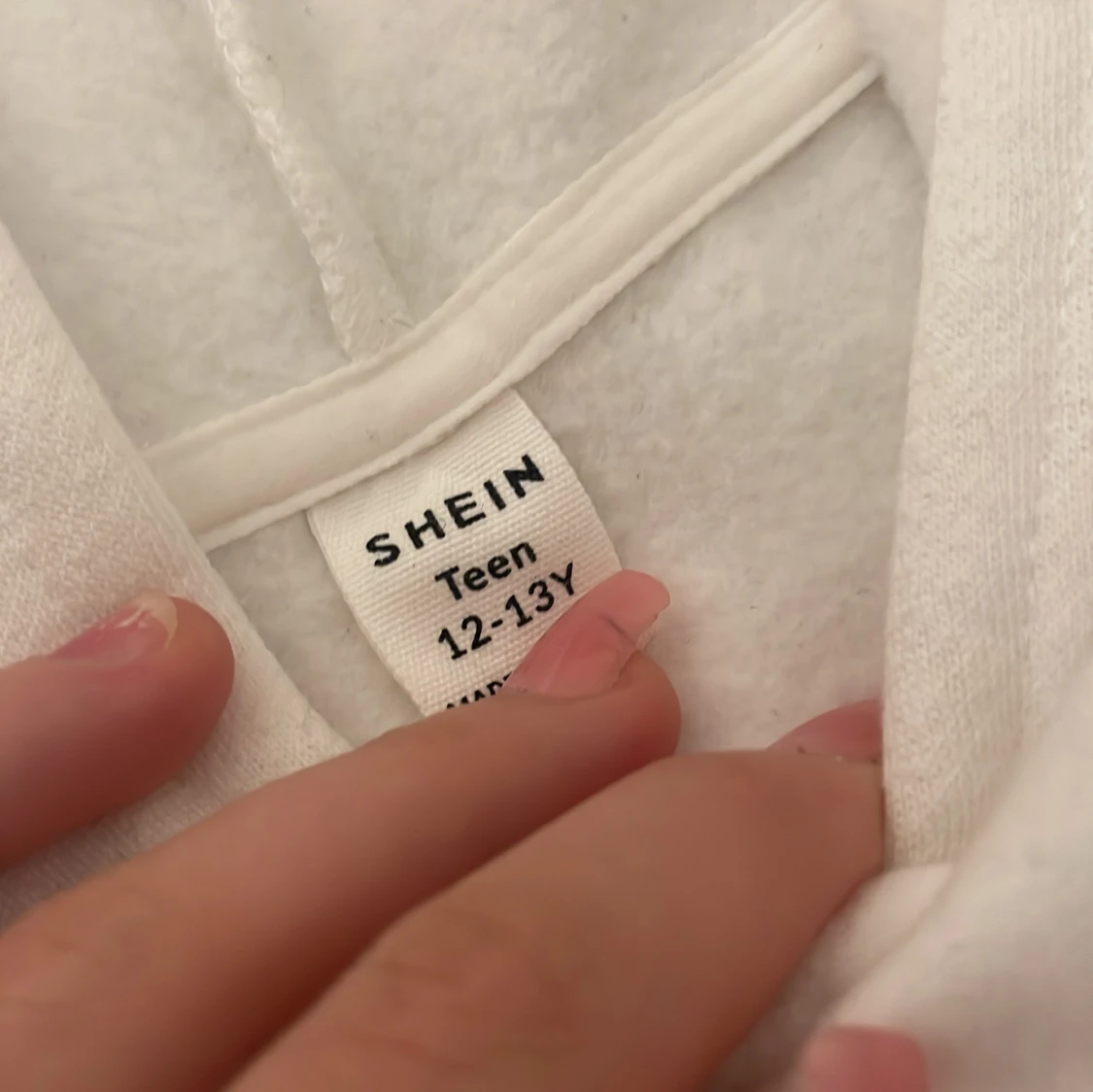 Hoodie med stjärna - 91