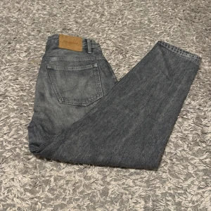 Pull&bear jeans  - Säljer mina pull&bear jeans i fin skick, jeansen har inga skador eller fläckar 