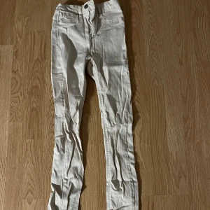Beiga jeans - Jättebra skick, skinny jeans
