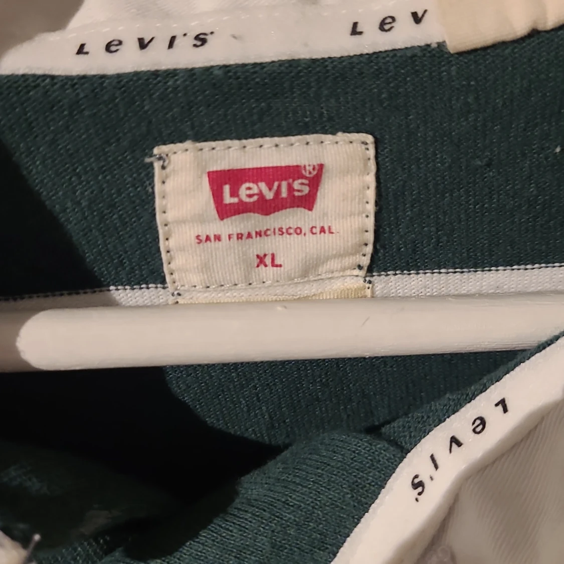 Randig pikétröja från Levi's - 3