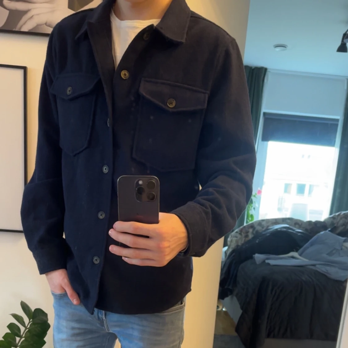 Mörkblå overshirt från Strömberg