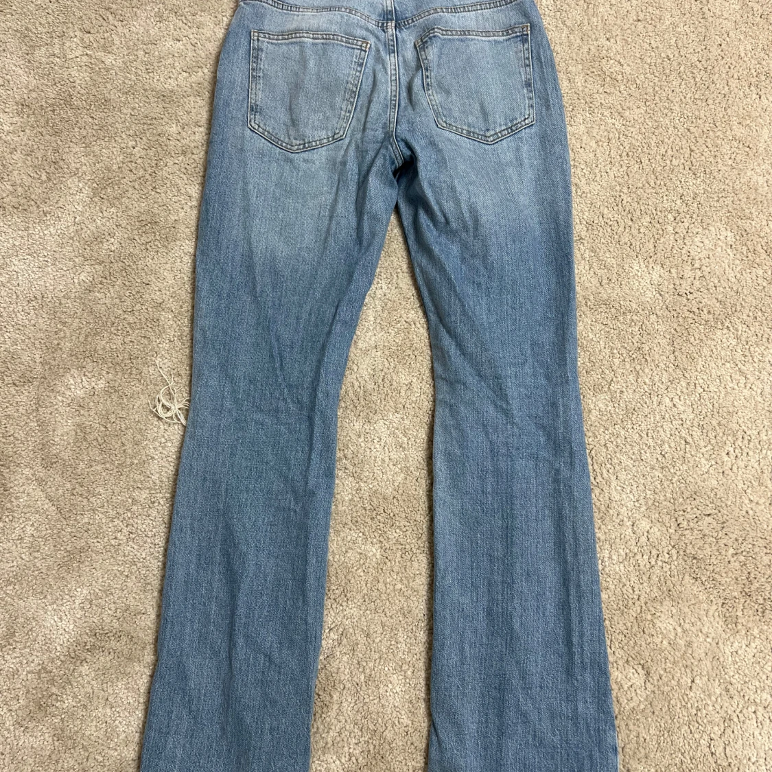 Blå bootcut jeans - 2