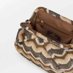 Beck Söndergaard väska - Intressekoll på min jättefina clutch❤️skicka prisförslag