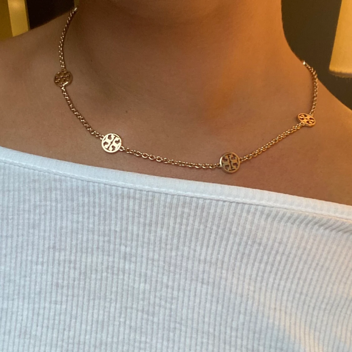 Tory Burch halsband