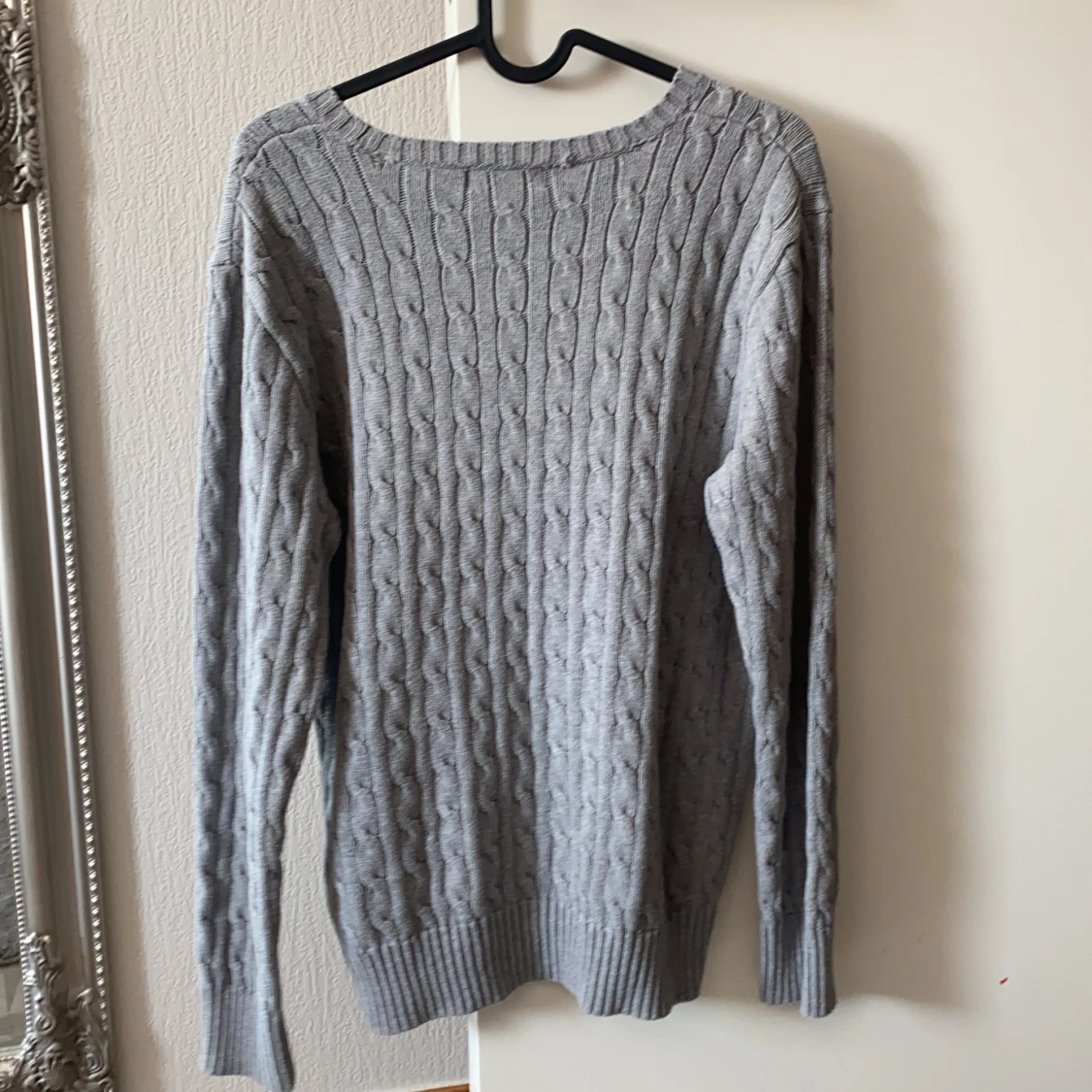 Mysig tjocktröja  - 90