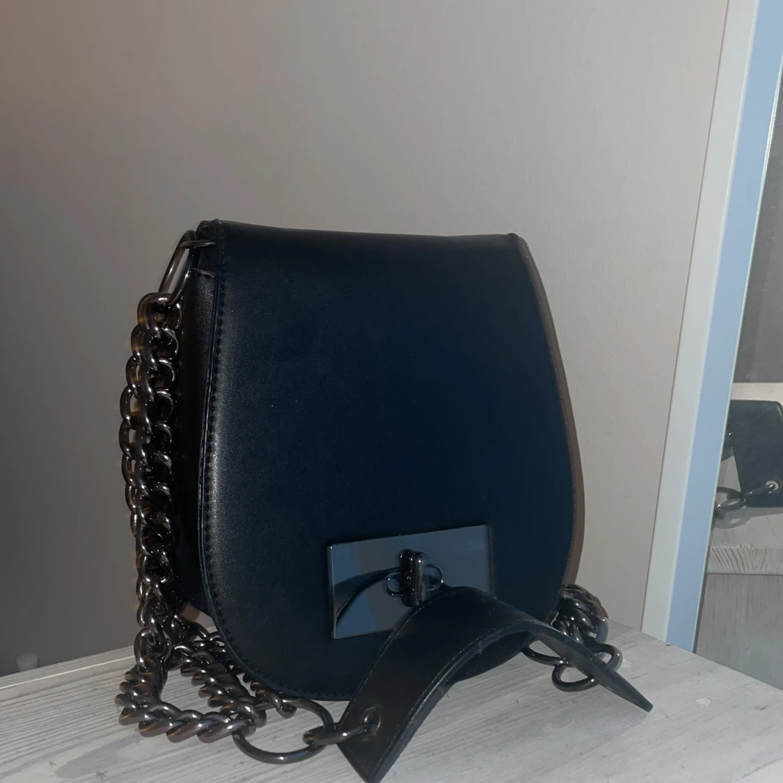 Svart väska - 91