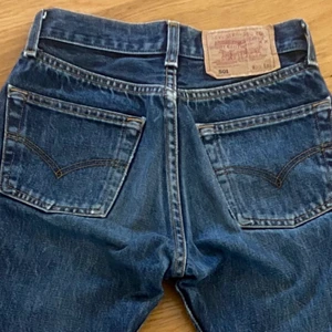 Levis 501 W25 L32 - SÅ SNYGGA Levis 501, köpta second hand i Amsterdam och aldrig använda pga lite för små för mig. 😭