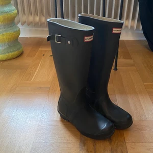 Hunter stövlar - Matt svarta hunters . stl: 38 💖