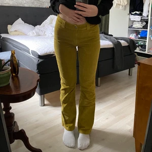 Vintage bikbok Manchester byxor - Köpte dessa second hand men har aldrig kommit till användning, jätte sköna och coola om man stylar rätt! Frakten ingår i priset! 💓