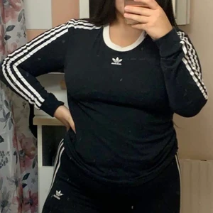 Adidas tröja - En adidas långtröja