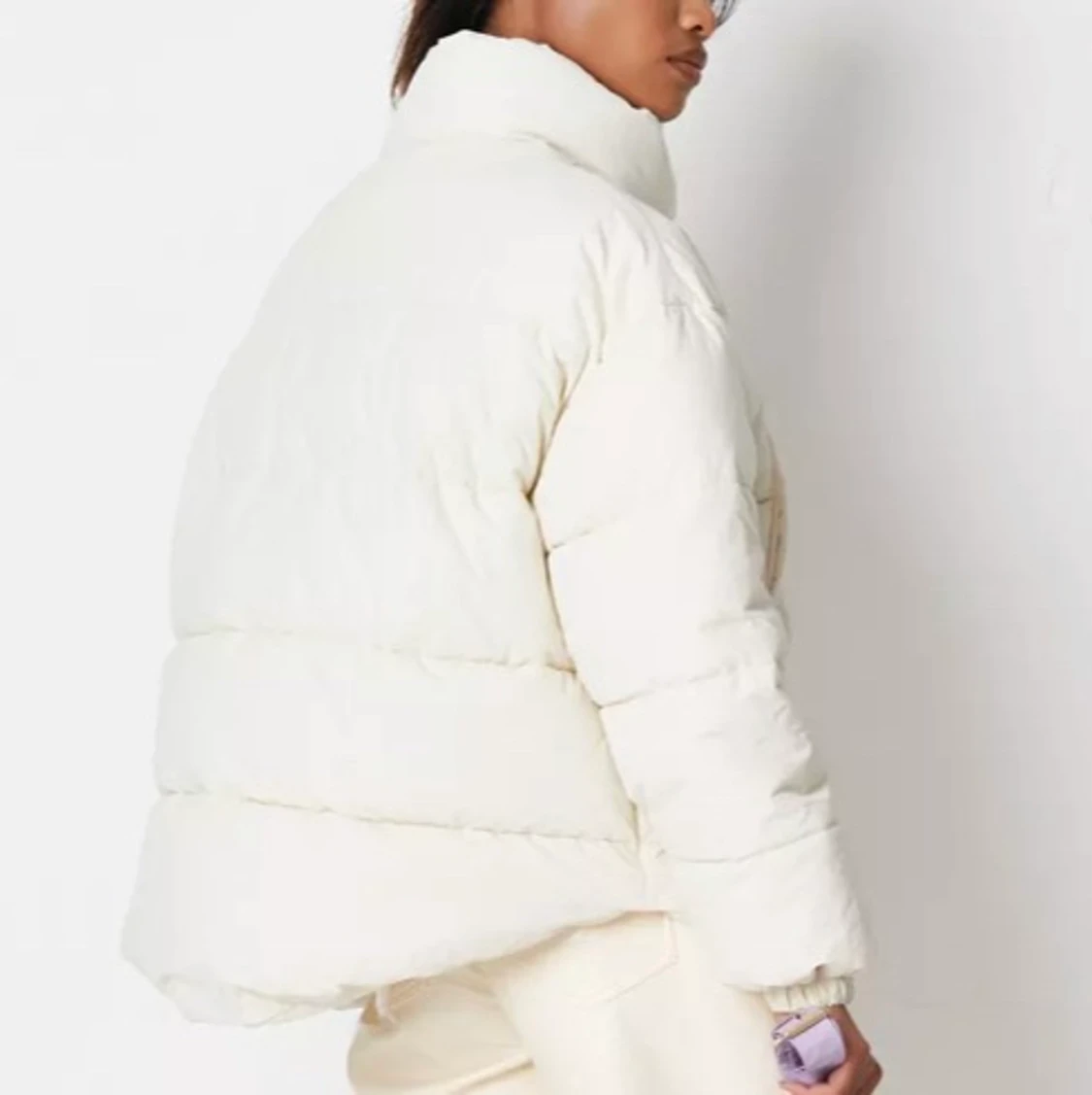 Beige/vit vinterjacka - 91