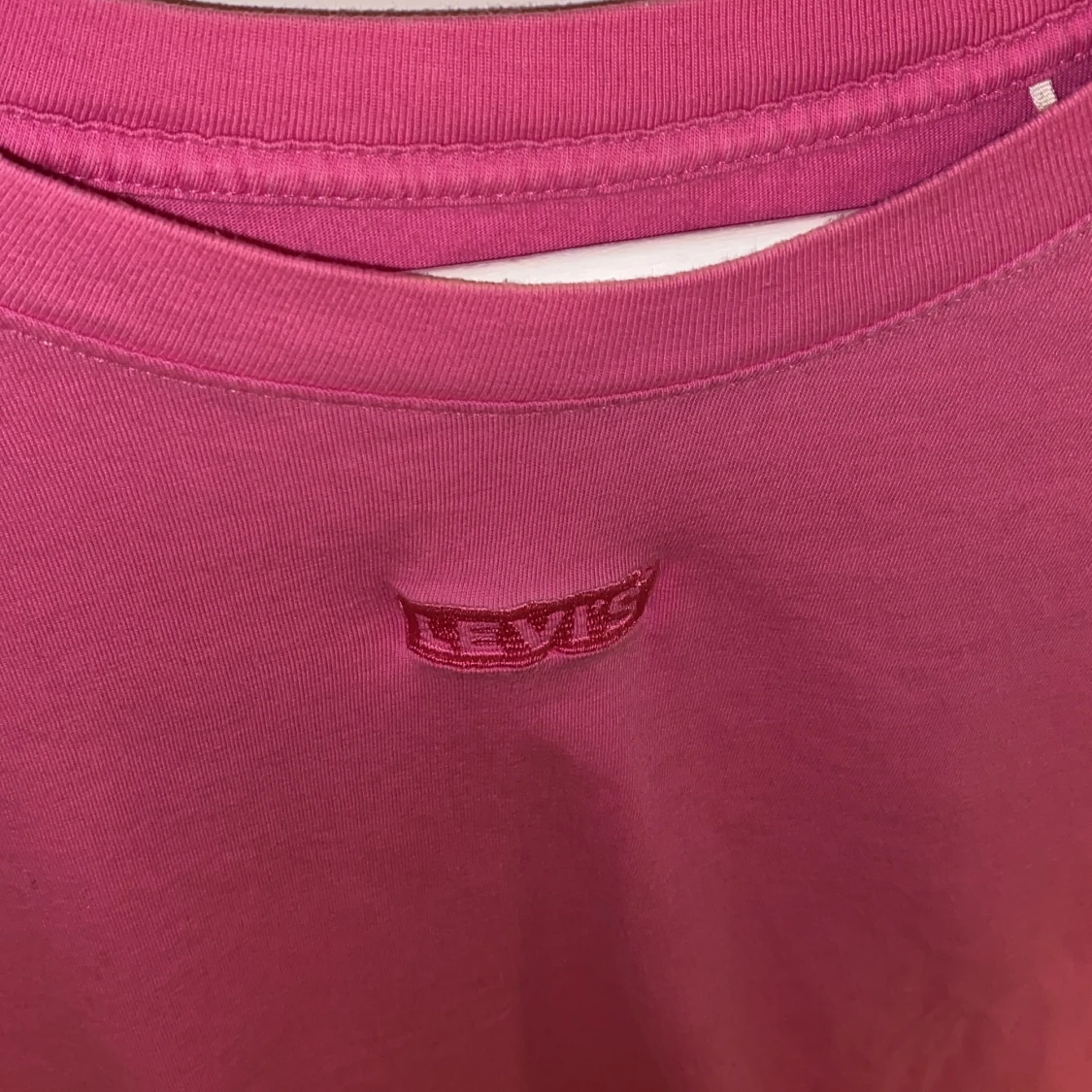 Rosa Levis T- shirt strl S - 91