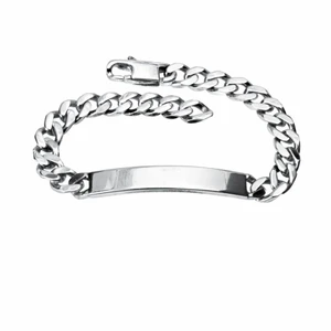 Armband i silver - Jättefint herr armband i äkta silver💕 Skriv för mer information eller fler bilder, köpt för 999kr