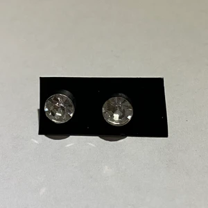 Örhängen - Kristall-örhängen i storlek S