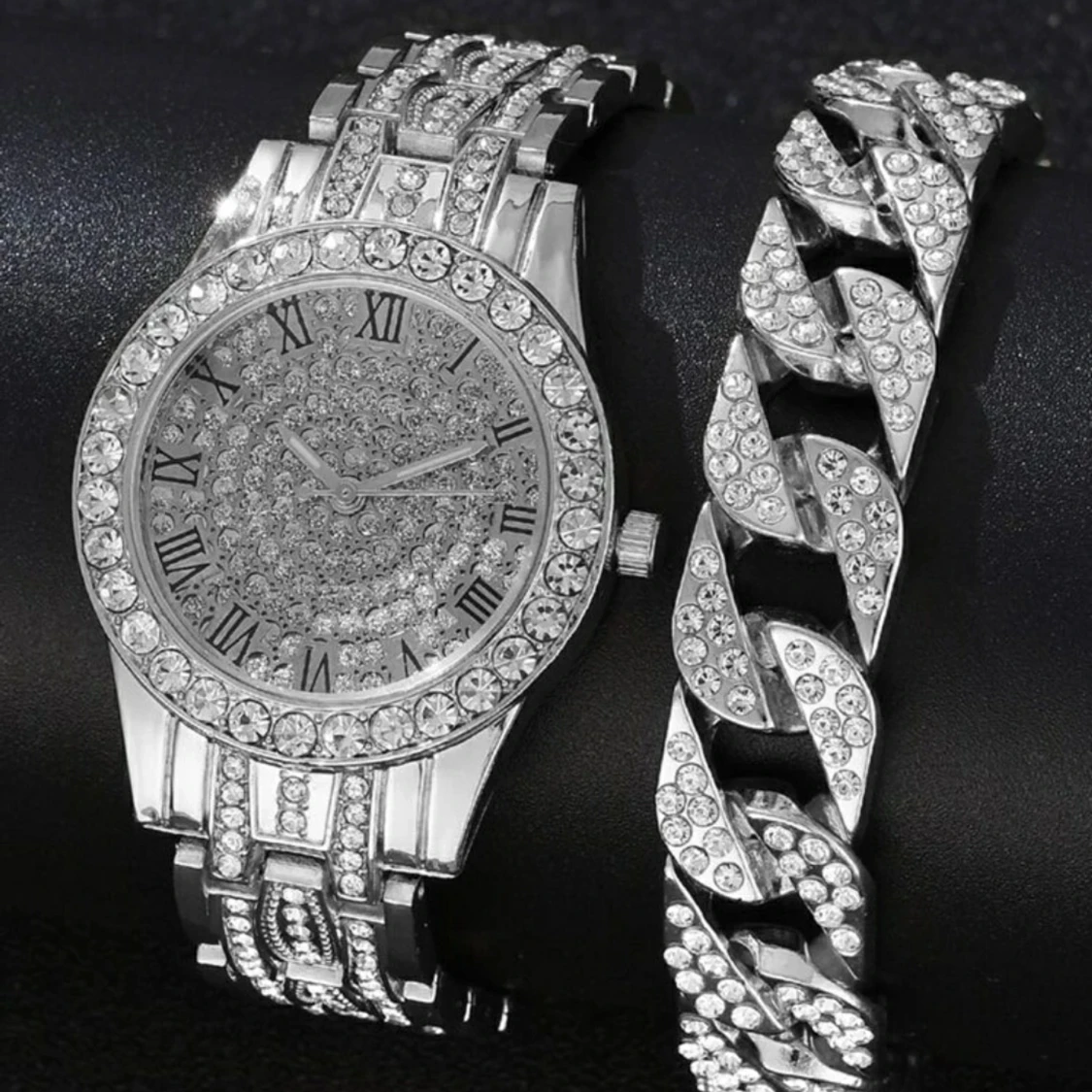 Silver färg armband klocka