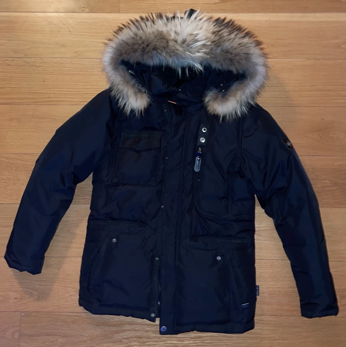 Svart Hollies jacka strl 48 - 90