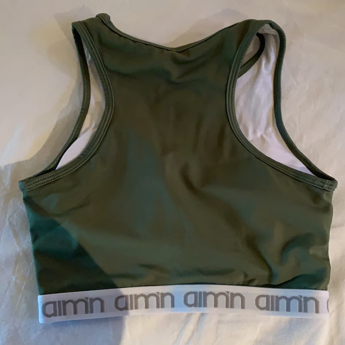 Grön croppad träningströja från Aimn - 90