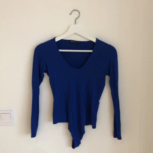 Body - Blå body från nelly, använd 1 gång, köpare står för frakt🌷