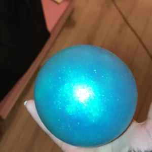 Skön stress boll  - Knappt använd, finns inget tecken på skador osv