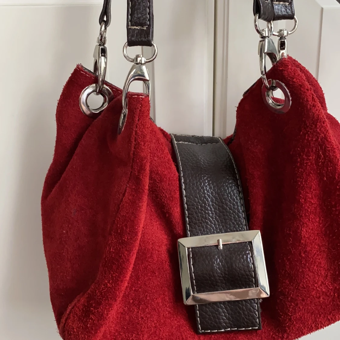 Röd axelväska  - 91