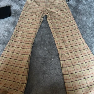 vintage hm byxor! - snygga vintage byxor som är i fint skick 