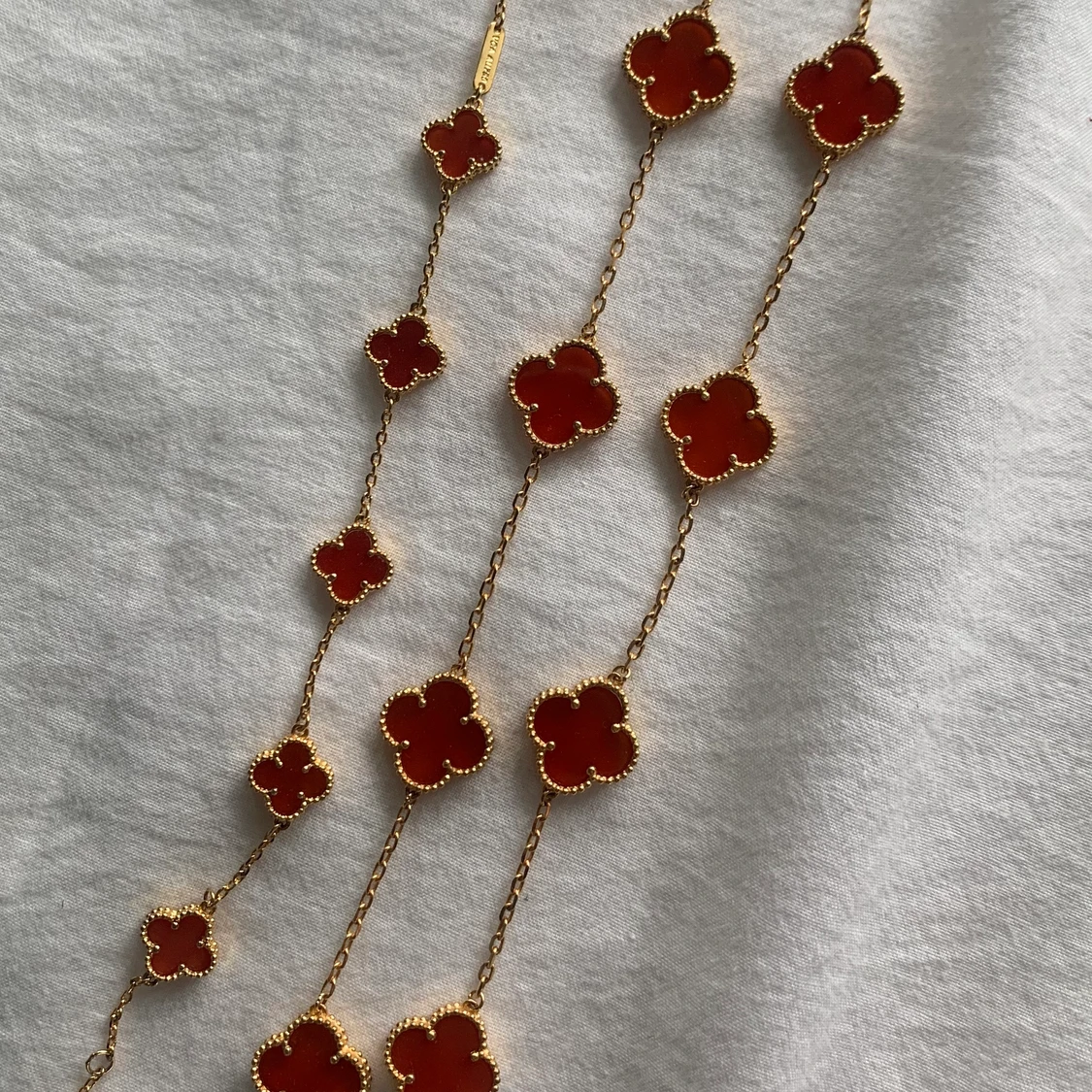 Van cleef VCA armband halsband motif 