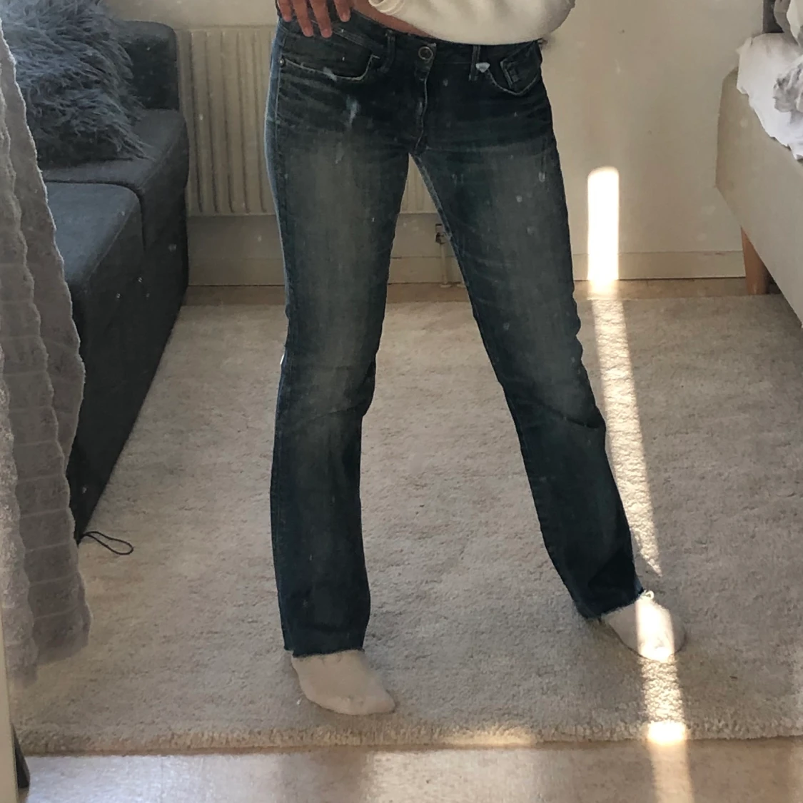 Lågmidjade jeans. 