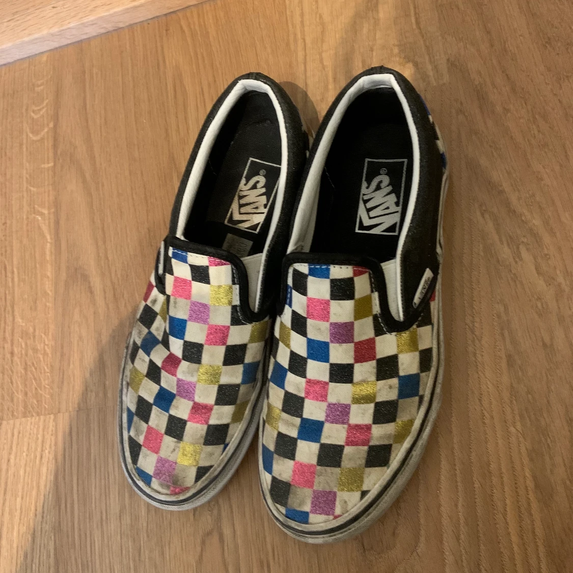 Glittriga schackmönstrade Vans  - 90